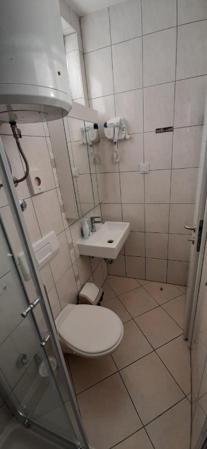 Villa Rajski Dvor 1 Bol Bagian luar foto