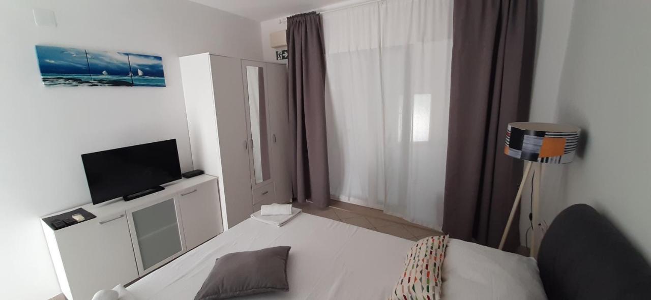 Villa Rajski Dvor 1 Bol Bagian luar foto
