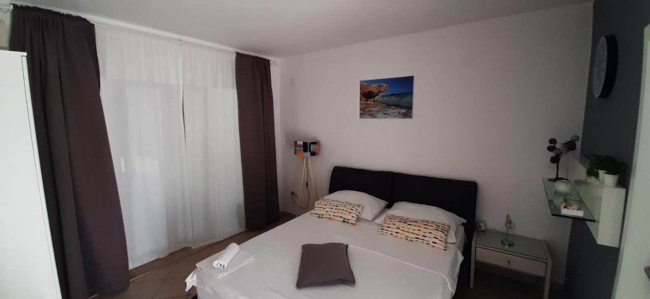 Villa Rajski Dvor 1 Bol Bagian luar foto