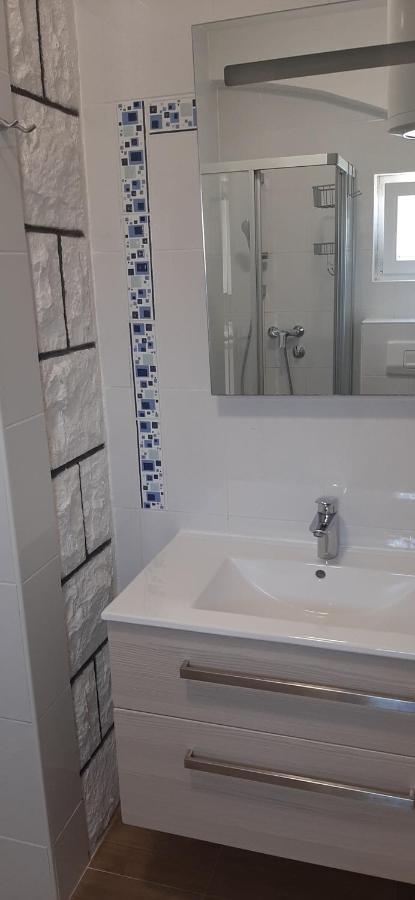Villa Rajski Dvor 1 Bol Bagian luar foto