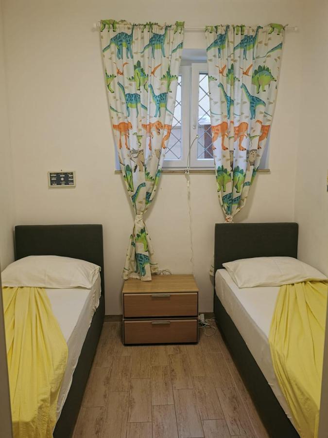 Villa Rajski Dvor 1 Bol Bagian luar foto