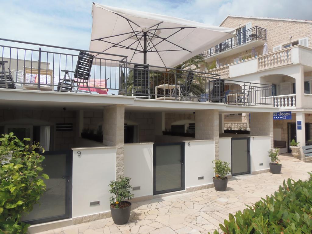 Villa Rajski Dvor 1 Bol Bagian luar foto
