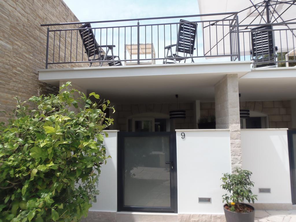 Villa Rajski Dvor 1 Bol Bagian luar foto