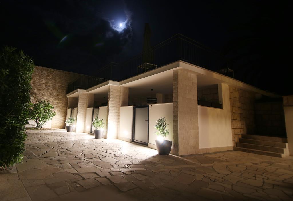 Villa Rajski Dvor 1 Bol Bagian luar foto